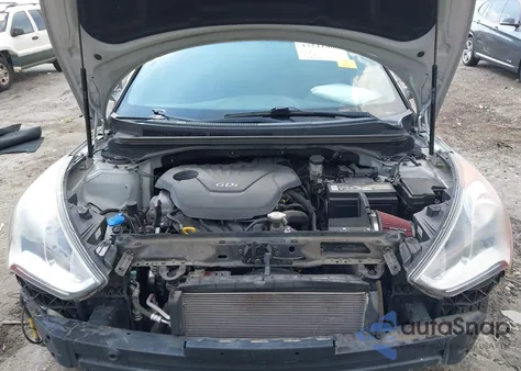 2016 Hyundai Veloster из США, поврежденный, VIN KMHTC6AD4GU275698
